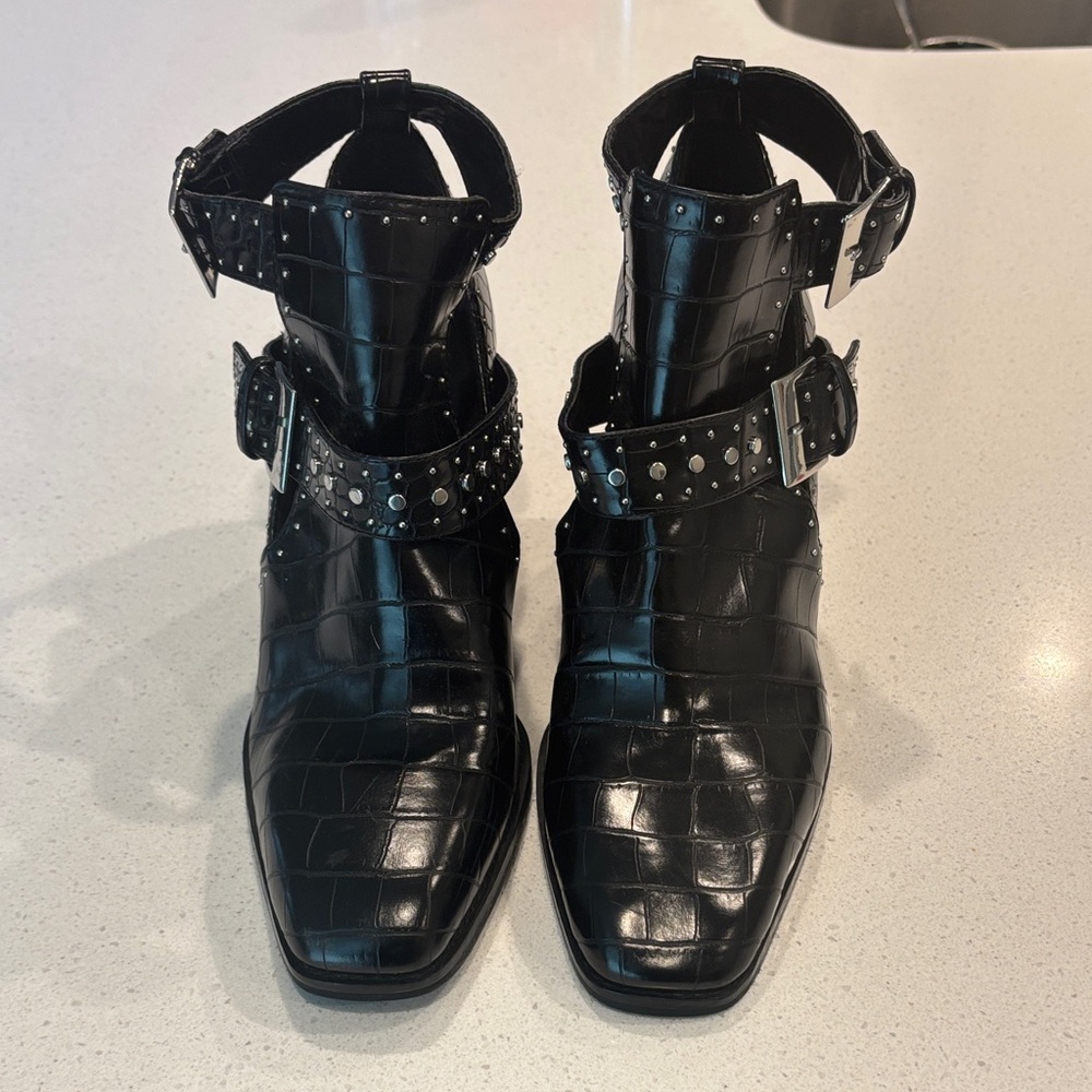 Zara Black Croc-Embossed Ankle Boots